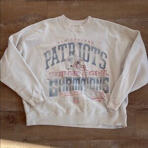 Abercrombie New England Patriots Graphic Crew Sweatshirt